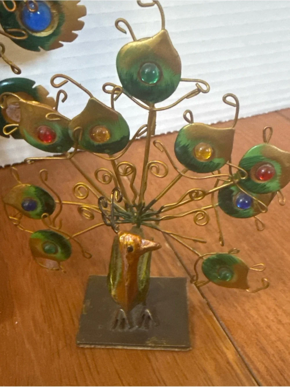 VTG MCM Metal Wire Peacock Sculpture Set 2pc Pier 1 Multicolor Gems Jewels Boho